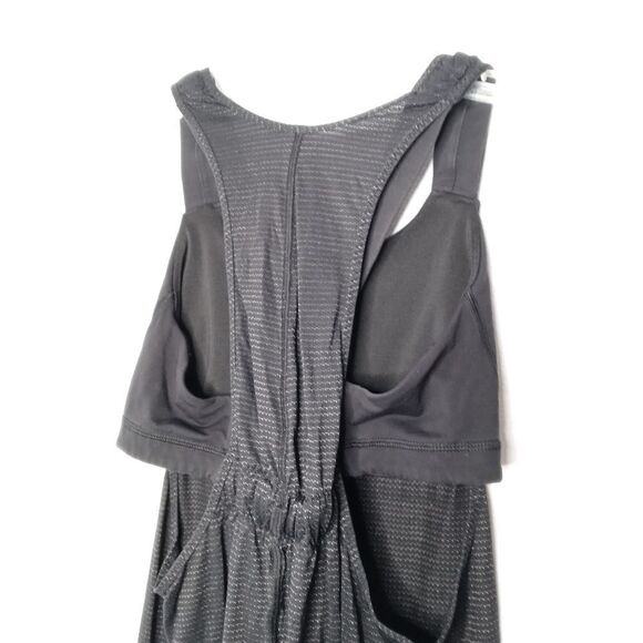 lululemon top with built in bra size 6 - Picture 5 of 9